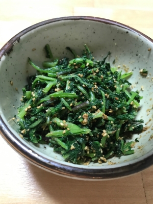 茹で野菜は沢山食べられます ルッコラの胡麻和え レシピ 作り方 By けけり 楽天レシピ