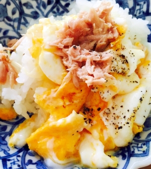 簡単一人ランチに ツナとチーズと卵乗せ丼 レシピ 作り方 By みゅうしろ 楽天レシピ