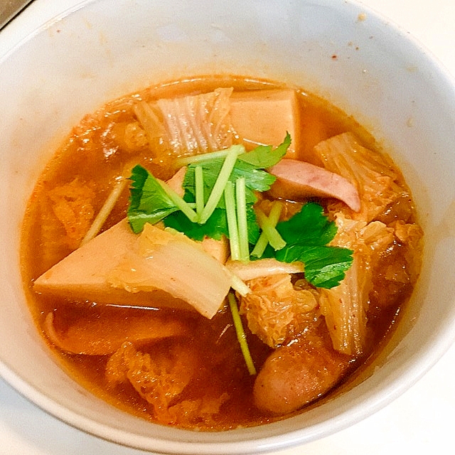 ウインナーと白菜と高野豆腐の♪美味しいチゲ