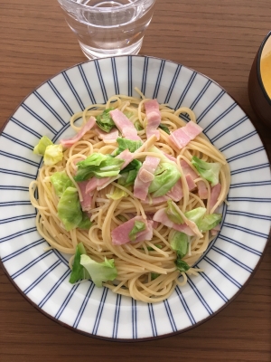 キャベツとベーコンにんにくパスタ レシピ 作り方 By Chulaumi Cafe 楽天レシピ