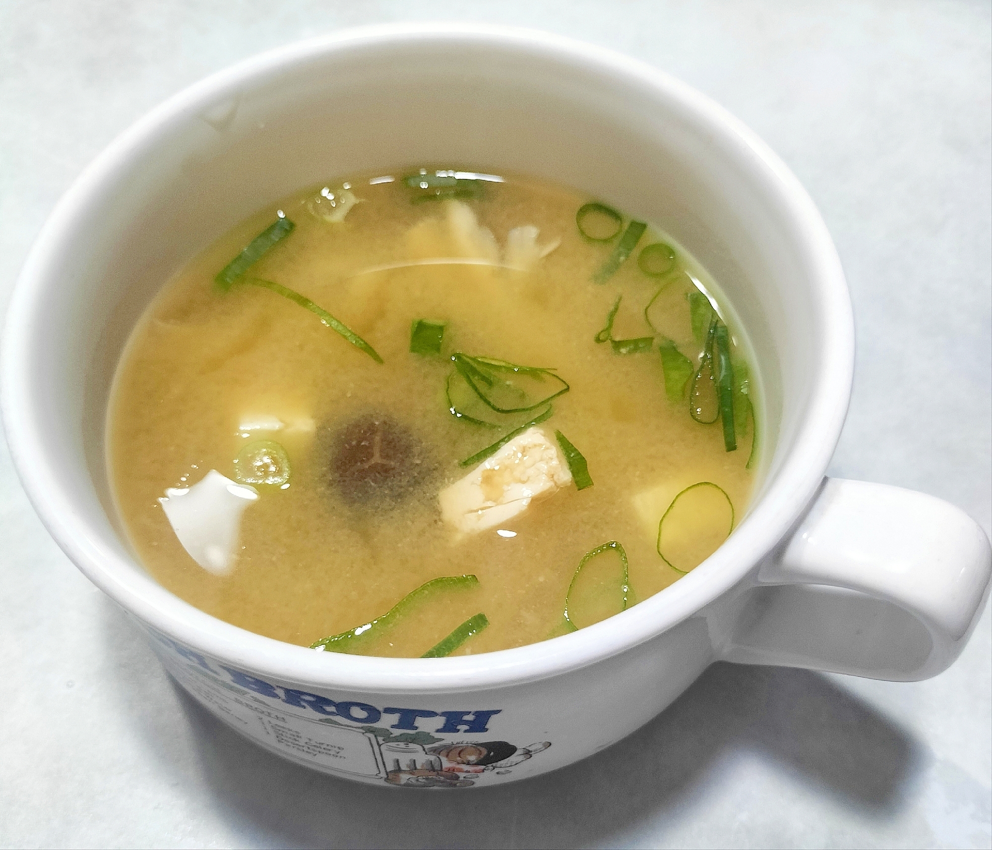 大根豆腐しめじの味噌汁