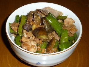 子供のリクエスト 肉野菜炒め丼 レシピ 作り方 By Miunoyama 楽天レシピ