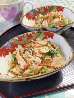 昆布茶で！鶏むね肉とほうれん草の★素麺マヨ和え