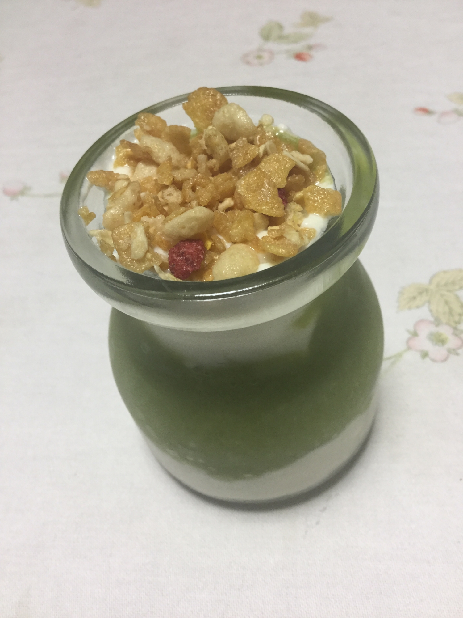 豆乳ヨーグルトをグリーンスムージーで