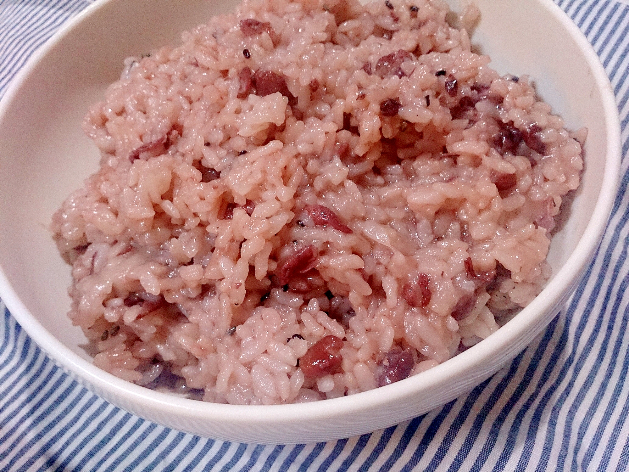 白米と余った切り餅で簡単おこわ風の赤飯(圧力鍋)