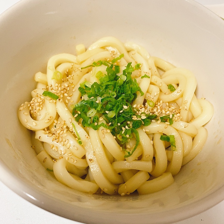 簡単♡節約♡めんつゆごま油うどん - MORE-IPPIN | 毎日の献立の「もう一品」を提案するサービス