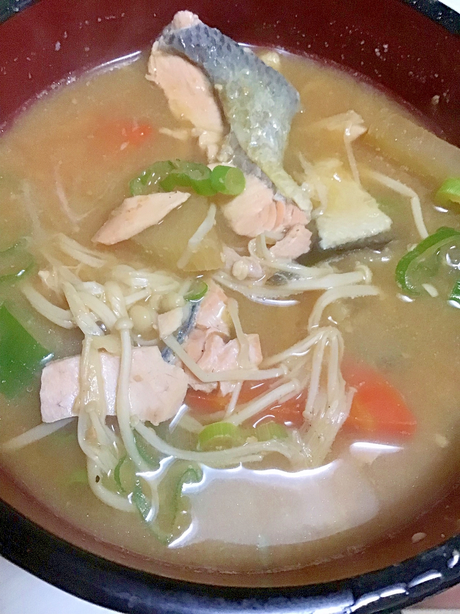 鮭の味噌かす汁。