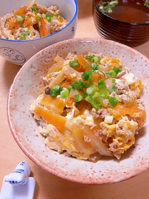 子供も食べやすい 鶏ひき肉の親子丼 野菜もたっぷり レシピ 作り方 By はちわれ４１３ 楽天レシピ