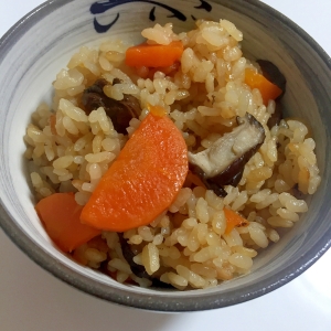 赤貝の缶詰を使った炊き込みご飯 レシピ 作り方 By Miena11 楽天レシピ