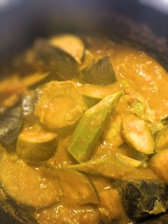ホタテとなすの柚子胡椒カレー