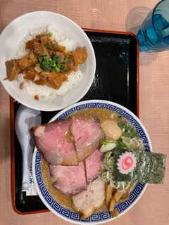 キンニクラーメン