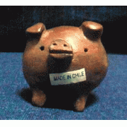 座布団の上のブタ君