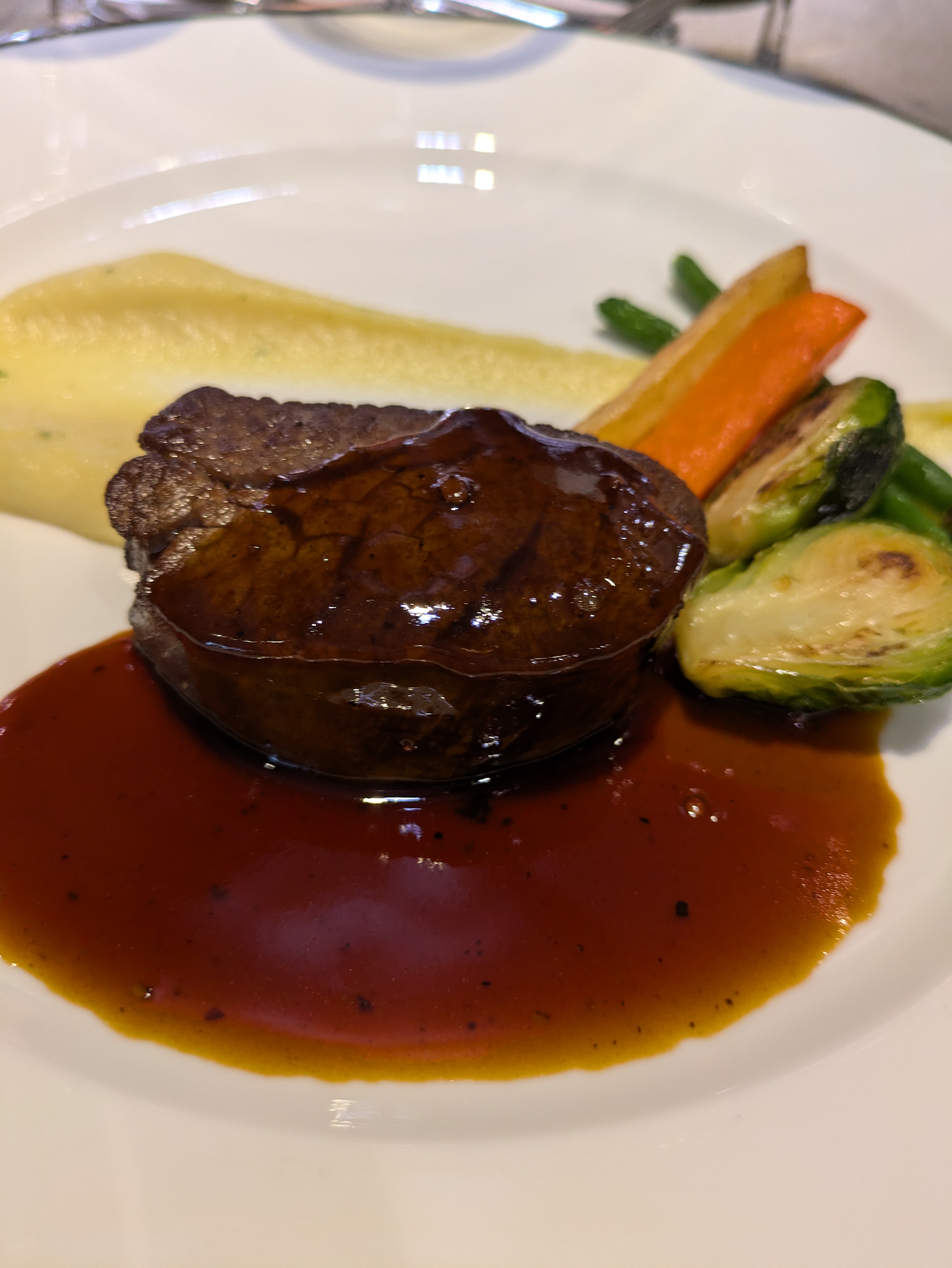 美味しいでお腹いっぱいに！