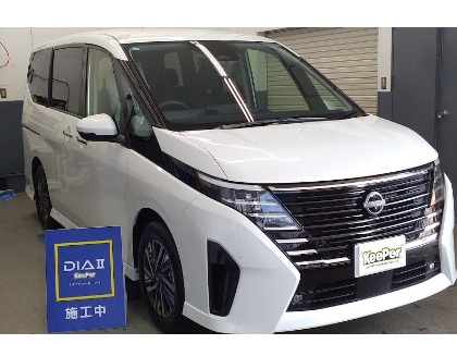 セレナ(日産)の【ダイヤモンドキーパーの2倍の艶！+自浄効果！！】新登場！ダイヤ2キーパー