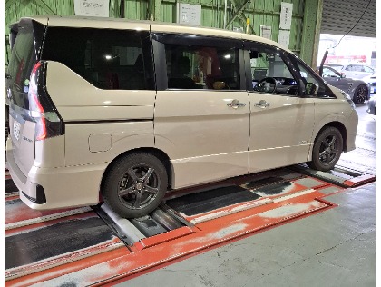 最新版】2021年式セレナ(日産)の車検費用の相場・実績-楽天Car車検