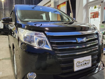 ノア(トヨタ)の手洗い洗車　　　　ボディーに優しい手洗い洗車