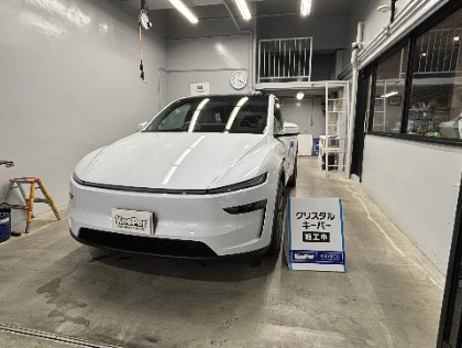 モデルY(テスラ)のクリスタルキーパー