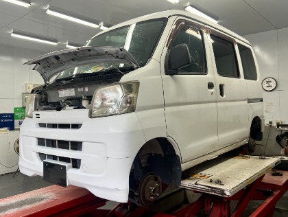 ダイハツ ハイゼットバン(2012年式、6万5千～7万km)の車検作業実績