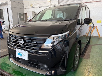 セレナ(日産)のクリスタルキーパー