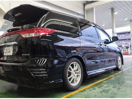 エスティマ(トヨタ)のクリスタルキーパー【最初のコーティングにおすすめ♪ 毎年施工でどんどん綺麗に】