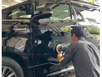 アルファード(トヨタ)の【勝手にキレイ とっても長持ち】ECOダイヤ