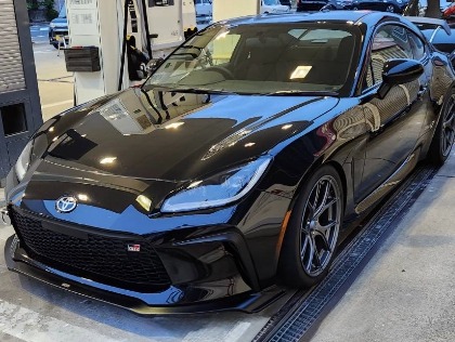 GR86(トヨタ)の手洗い洗車　　　　ボディーに優しい手洗い洗車