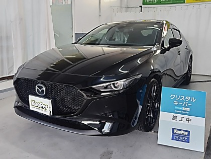 MAZDA3 ファストバック(マツダ)の【1年周期タイプ　繰り返すことでいつでもキレイ】クリスタルキーパー