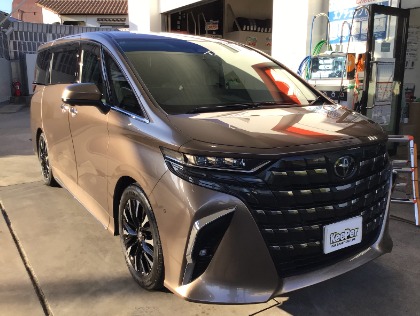 ヴェルファイア ハイブリッド(トヨタ)の純水手洗い洗車＜クーポン対象商品＞