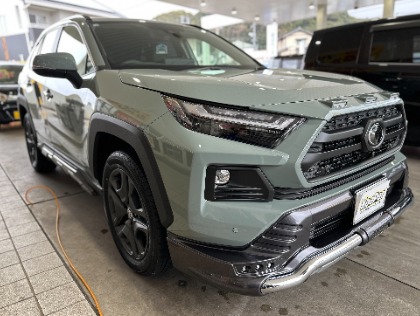 RAV4(トヨタ)の最新！19年ぶりの大進化！ダイヤ2キーパー