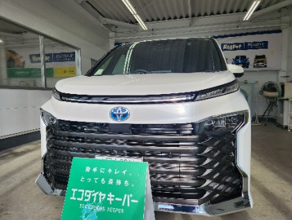 ヴォクシー(トヨタ)のECOプラスダイヤモンドキーパー ※価格はサイズによって異なります