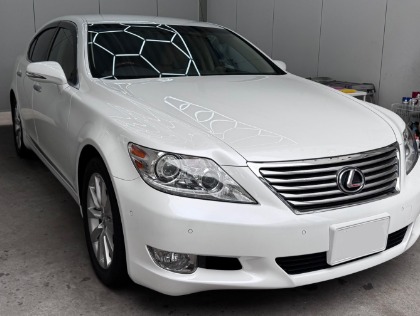LS460(レクサス)の【ミディアムグレード】フレッシュキーパー