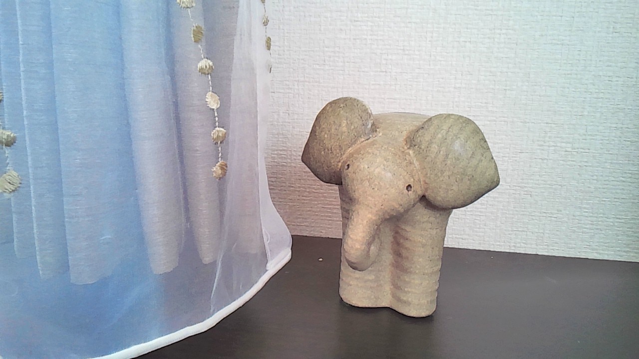 楽天市場】リサラーソン エレファント 置物（リサ・ラーソン）ゾウ