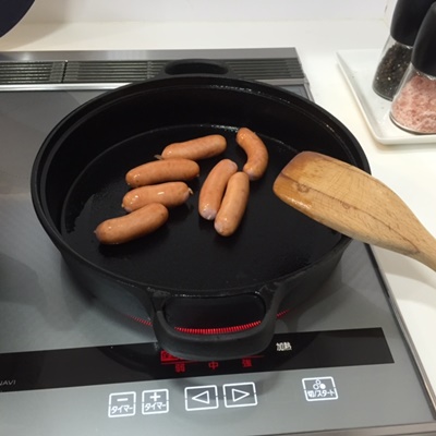 CA-004 すき焼ぎょうざ兼用鍋 ２６ｃｍ　oigen 南部鉄器　及源鋳造 すき焼ぎょうざ兼用鍋 26cm| 南部鉄器の老舗 及源鋳造 OIGEN