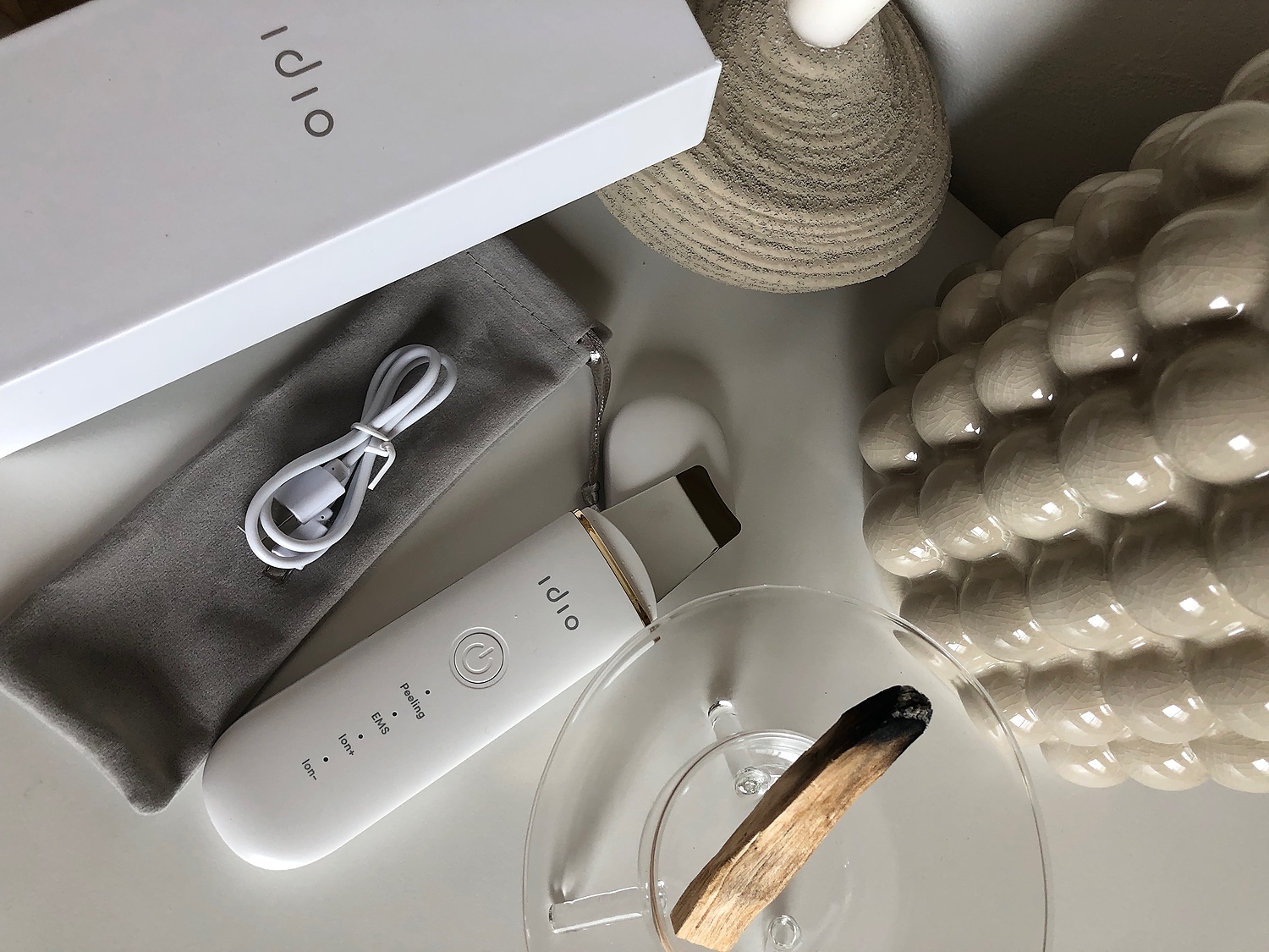 idio ウォーターピーリング Amazon.co.jp: idio ウォーターピーリング 超音波毛穴ピーリング