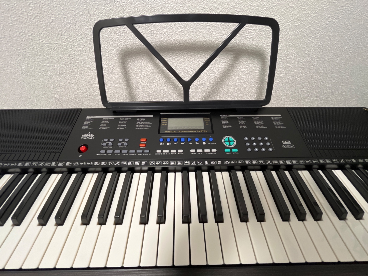 楽天市場】RiZKiZ 電子キーボード 61鍵盤 選べるスタンド/チェア