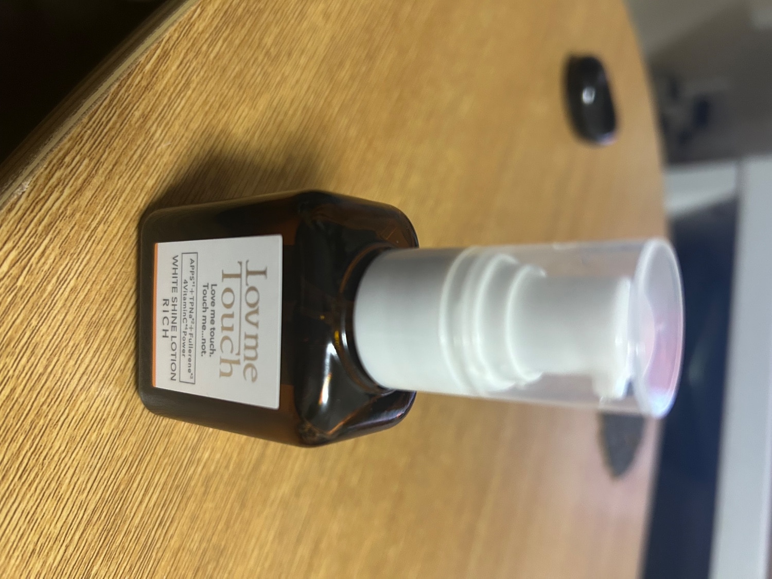 ラブミータッチ ホワイトシャインローション リッチ 30mL 美容液 ビタミンC誘導体 ビタミンE誘導体 ヒアルロン酸  ラブミータッチ ホワイトシャインローション ビタミンC美容液 レビュー画像5