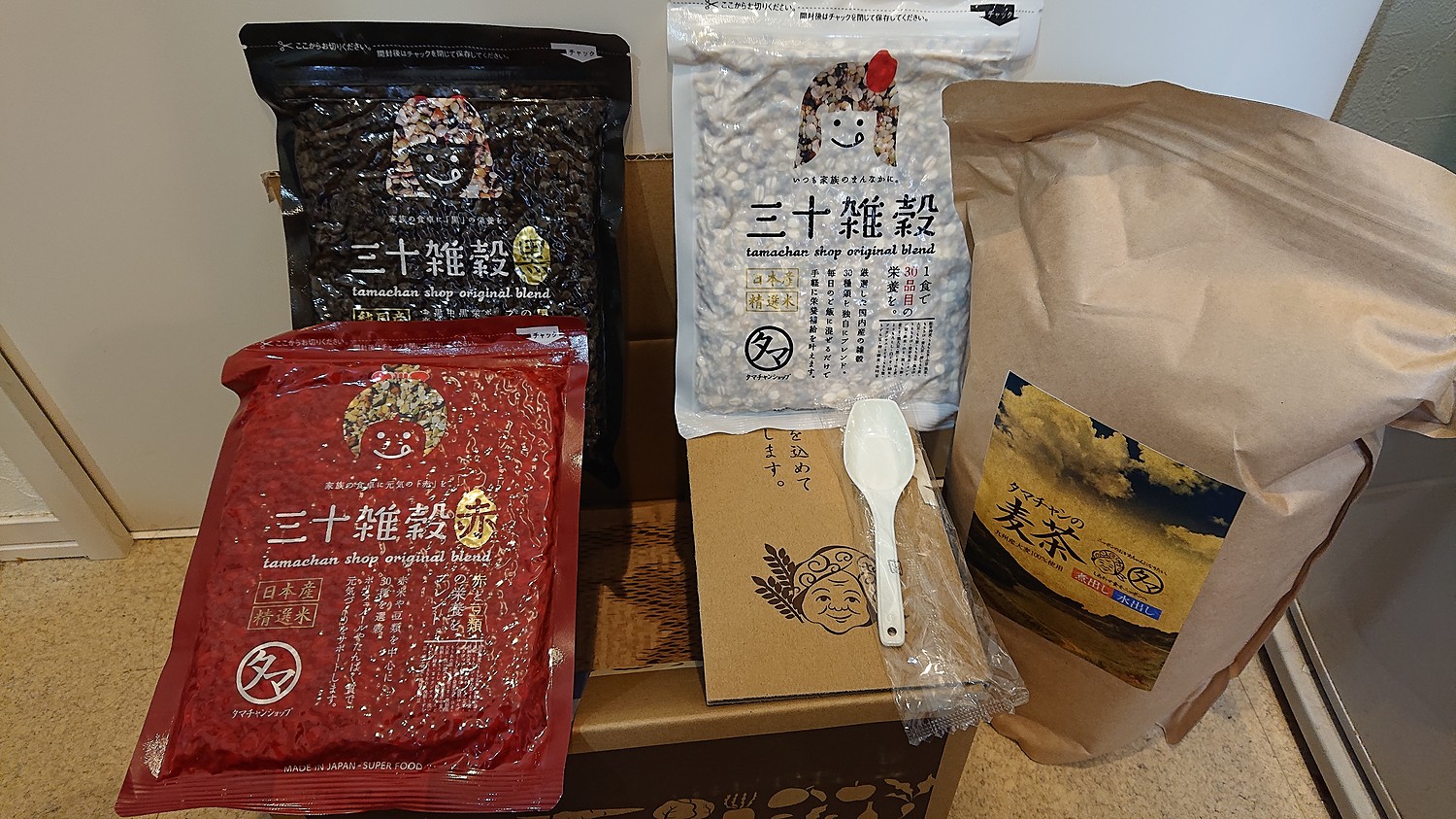 楽天市場】【送料無料】九州産麦茶（むぎ茶） 100パック入り1Lあたり14円！煮だし・水だしでも使える焙煎むぎ茶佐賀県産 大麦を焙煎・粉砕した美味しいタマチャンの麦茶【10g×100包 約100L分-無添加・ノンカフェイン 麦茶ポット(タマチャンショップ) |  みんなのレビュー ...