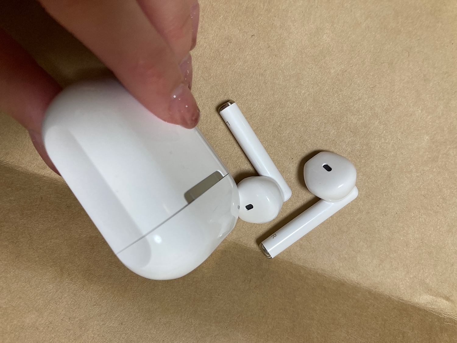 購入者さんさんの＼2023新登場☆P5倍クーポンで1,925円／Bluetooth イヤホン 残量表示 Bluetooth5.3+EDR搭載  ワイヤレスイヤホン Hi-Fiステレオ 65ms低遅延 ブルートゥースイヤホン ENCノイズキャンセリング 最大60再生時間 片耳/両耳  SBC/AAC対応 多機能 ...