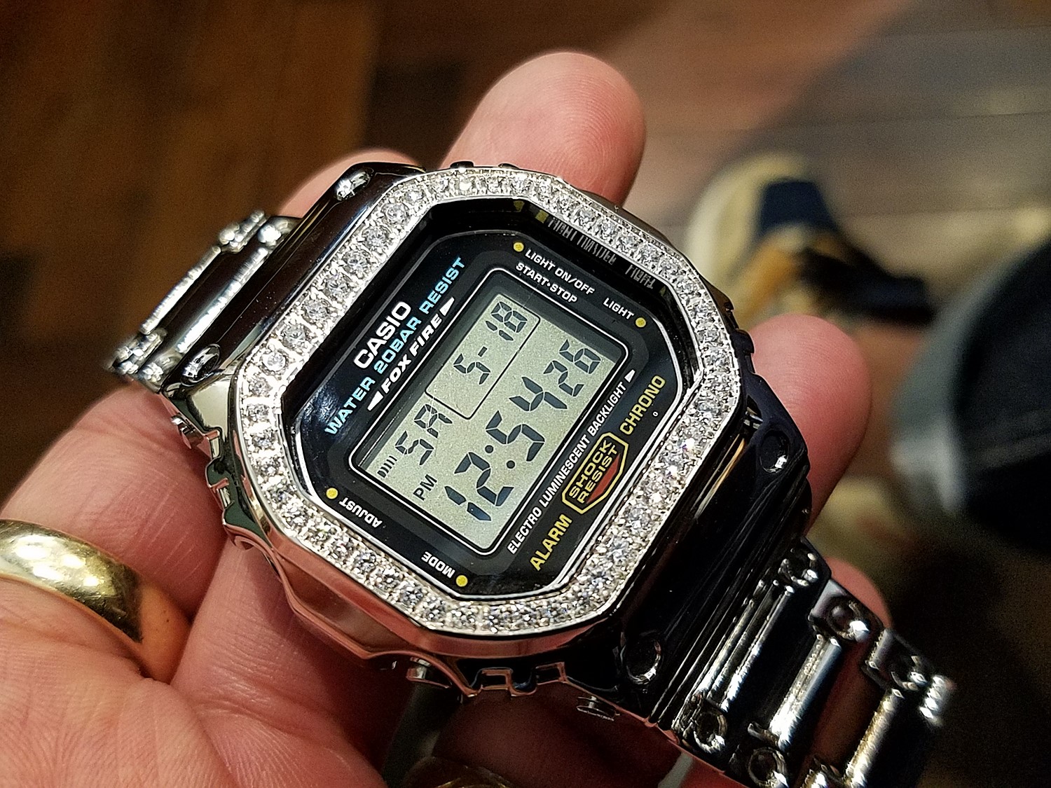 【楽天市場】G-SHOCK Gショック DW5600シリーズ対応 付替簡単 カスタム ウォッチブレスレット 腕時計 ケース バンドGショック
