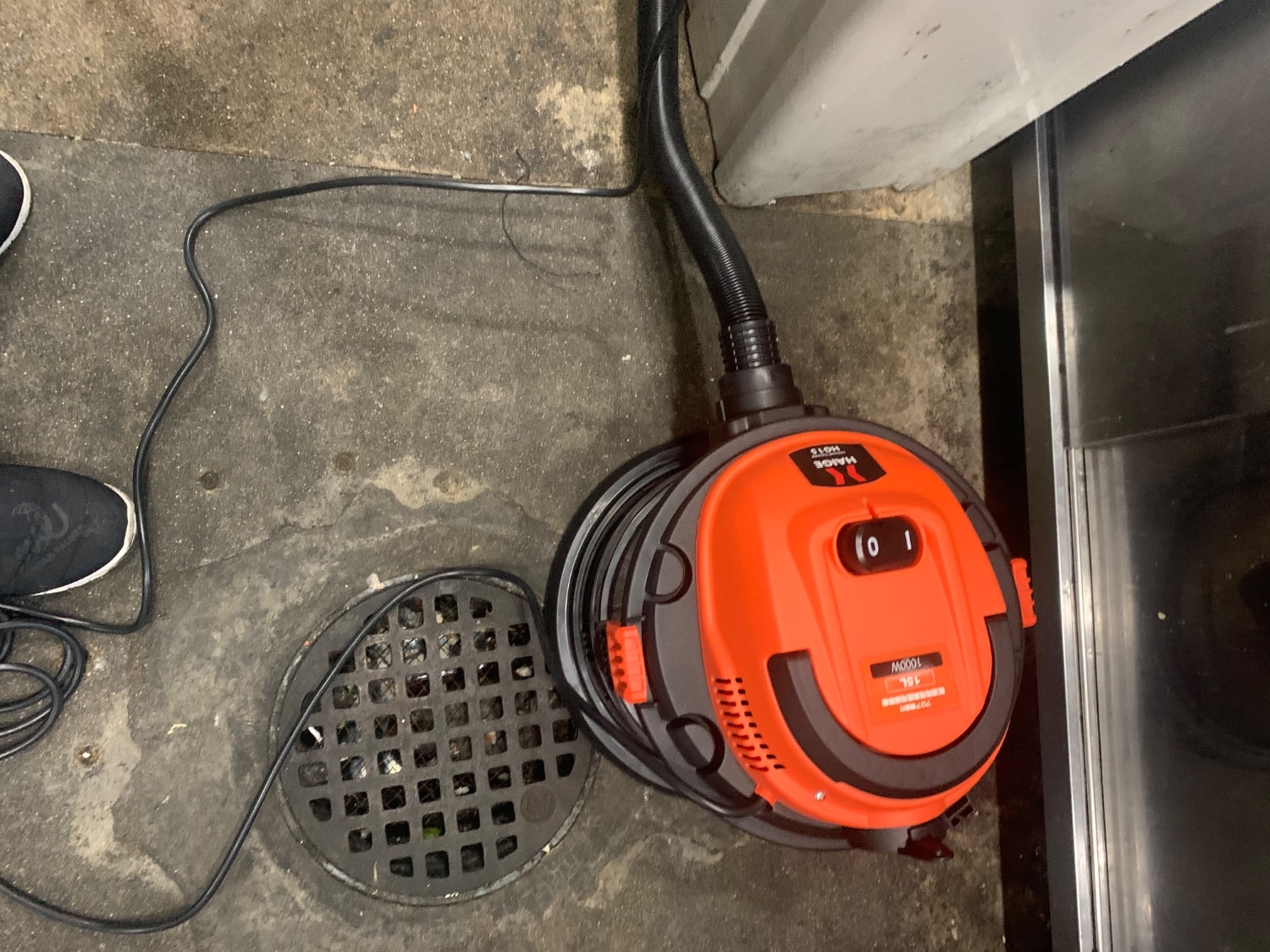 楽天市場】ハイガー 業務用掃除機 乾湿両用 集塵機 15L HG15 ブロアー