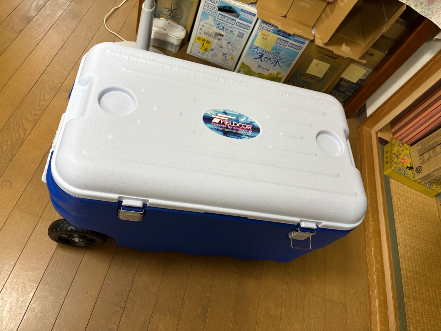 楽天市場】クーラーボックス 大型 80L キャスター付 クーラーボックス