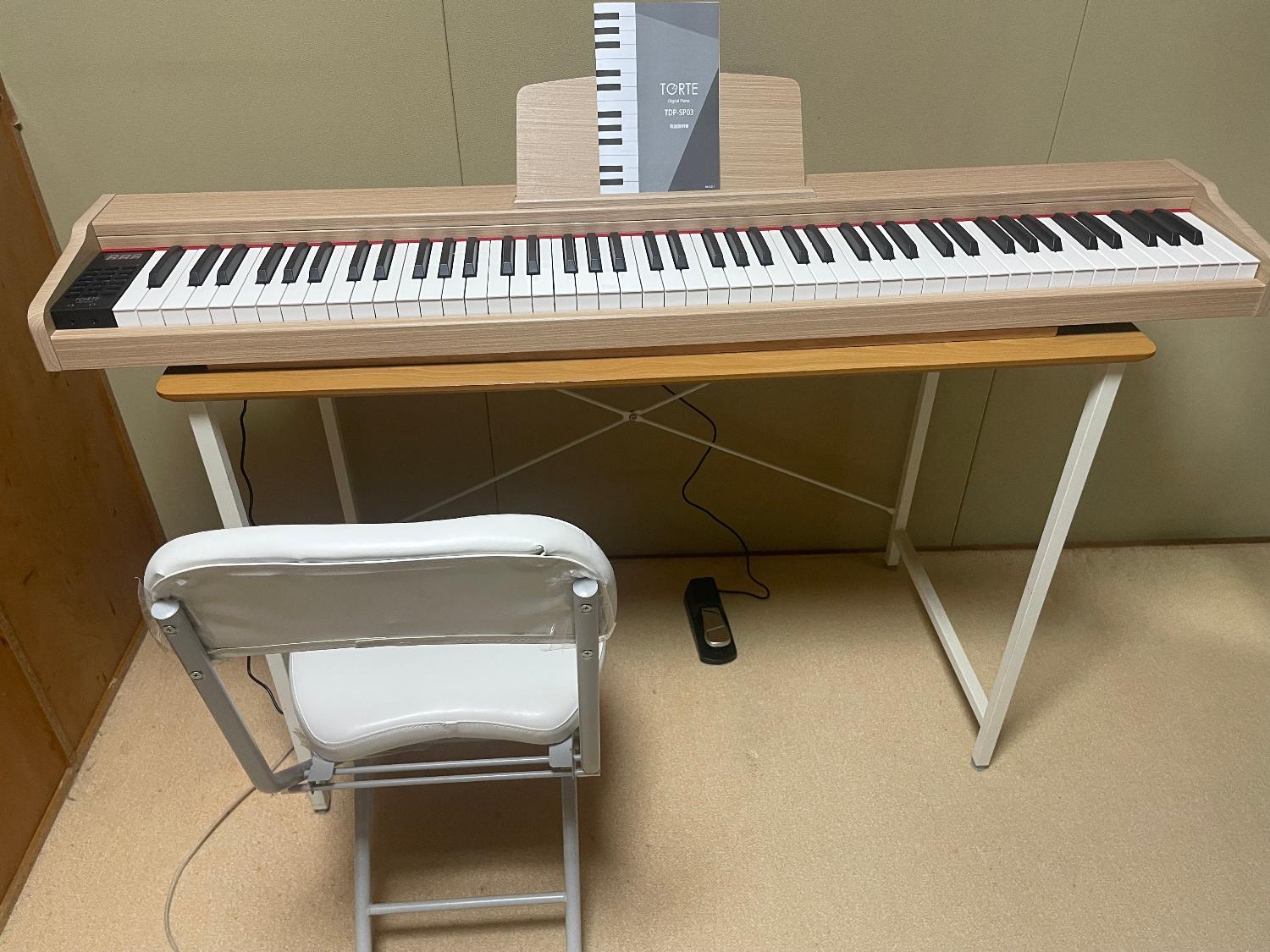 楽天市場】電子ピアノ 88鍵盤 TORTE TDP-SP03 (譜面立・ペダル