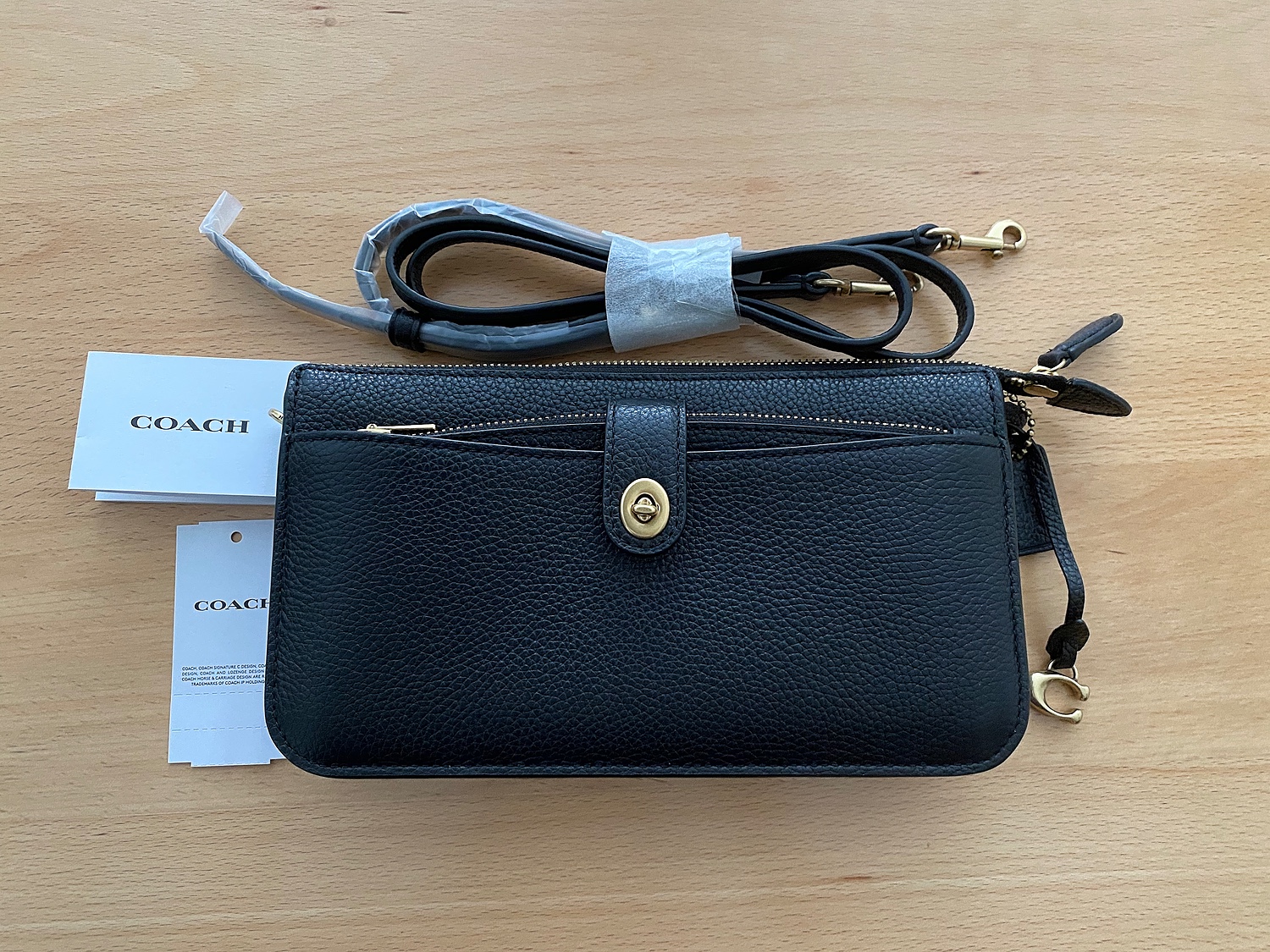 【coach 】コーチ　ノアポップアップメッセンジャーレザーブラックC4816 COACH なくなり次第終了セール コーチ C4816 ノア ポップアップ