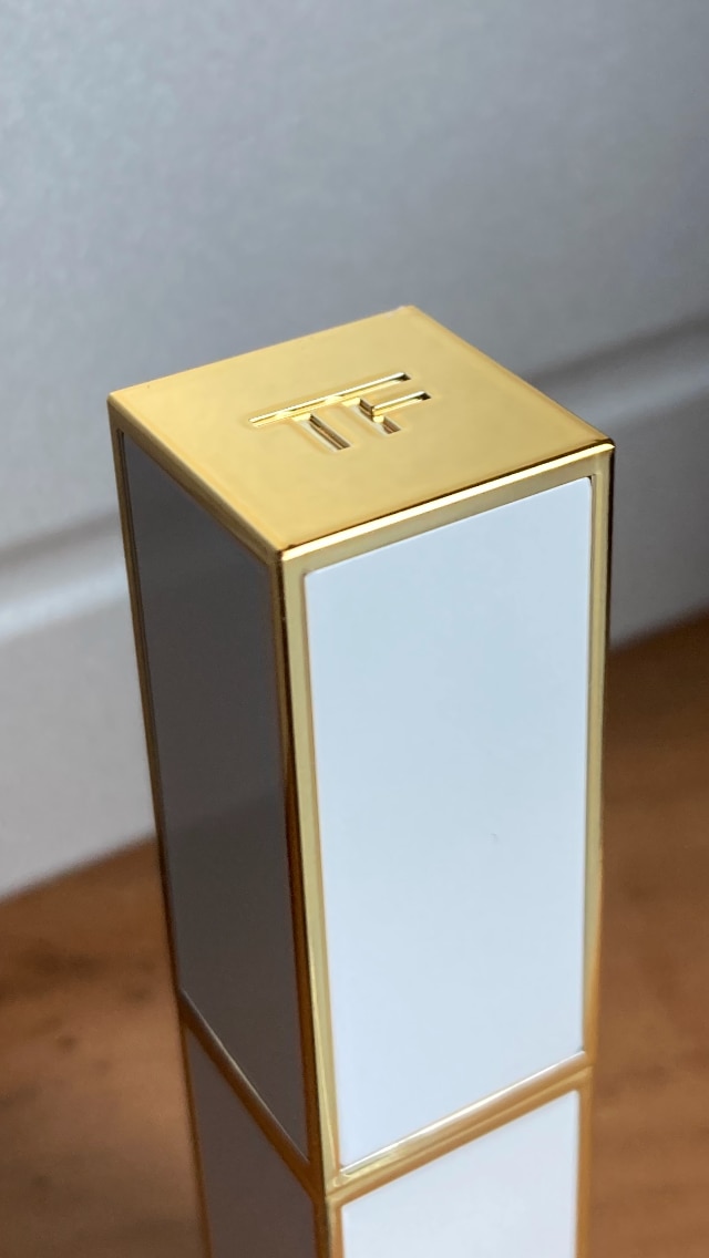 ウルトラ シャイン リップ カラー ｜ トムフォード tom ford トム フォード リップカラー 口紅 化粧 トムフ トムフォードリップ ウルトラシャインリップカラー トムフォード口コミ レビュー画像4