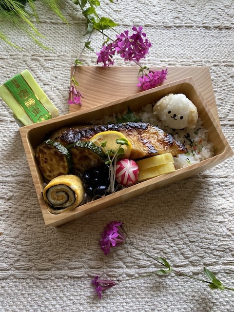 楽天市場】媛ひのき 弁当箱 「年輪」 M - 角あり LINK WOOD