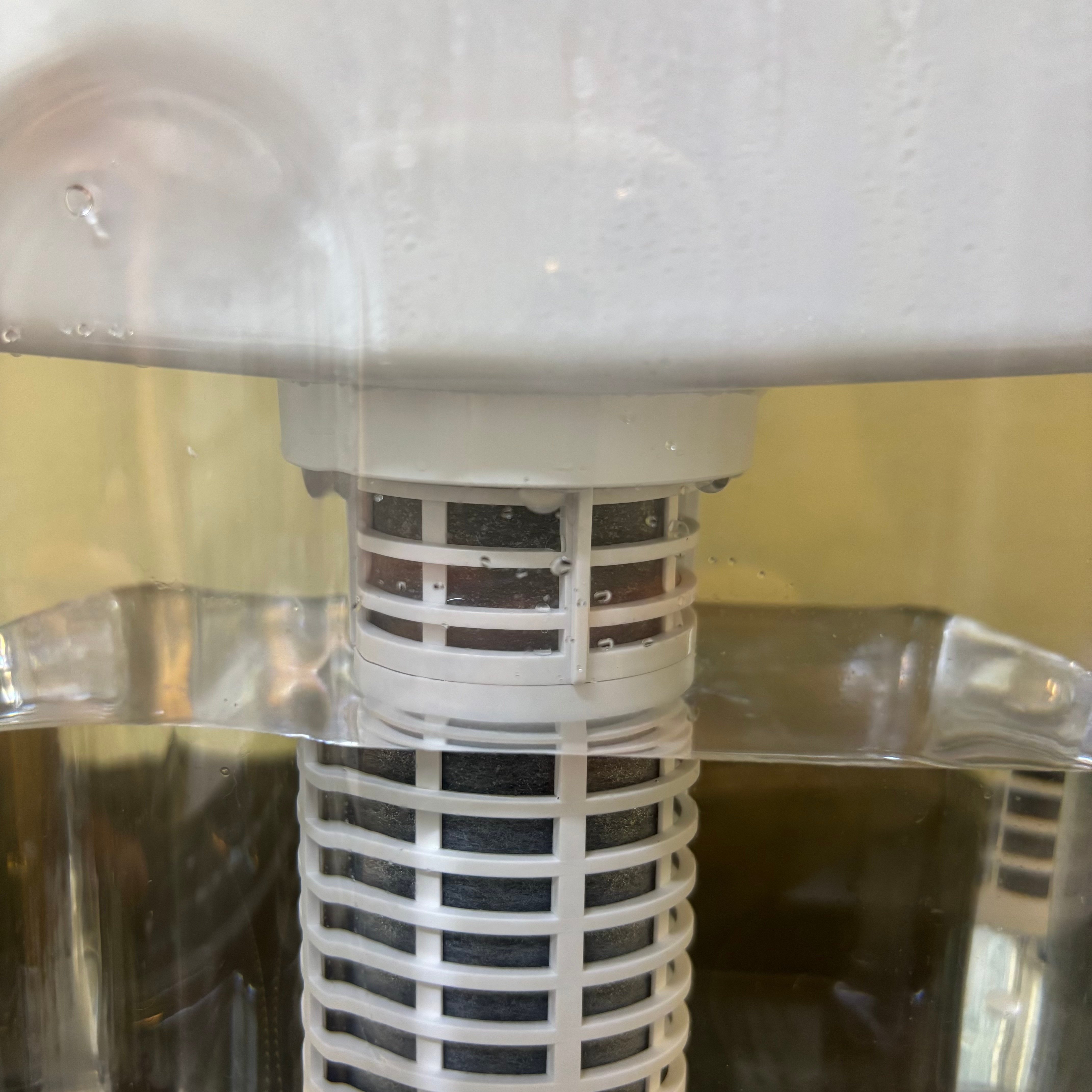 銀イオン抗菌剤不使用の浄水器 ウルオ ポット型 カートリッジ 4個