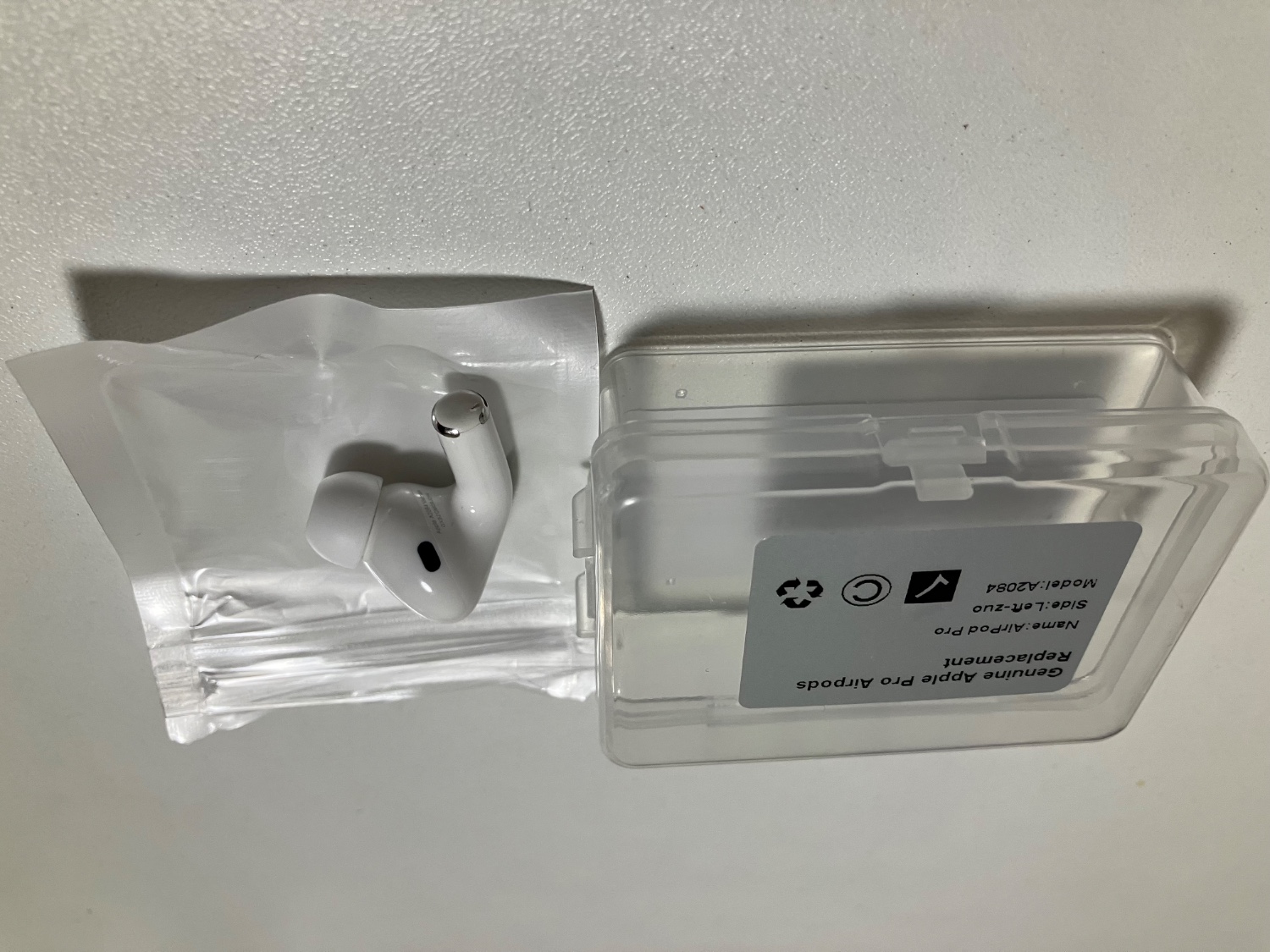 楽天市場】AirPods Pro 第一世代 新品未使用 単品『片耳 左耳 右