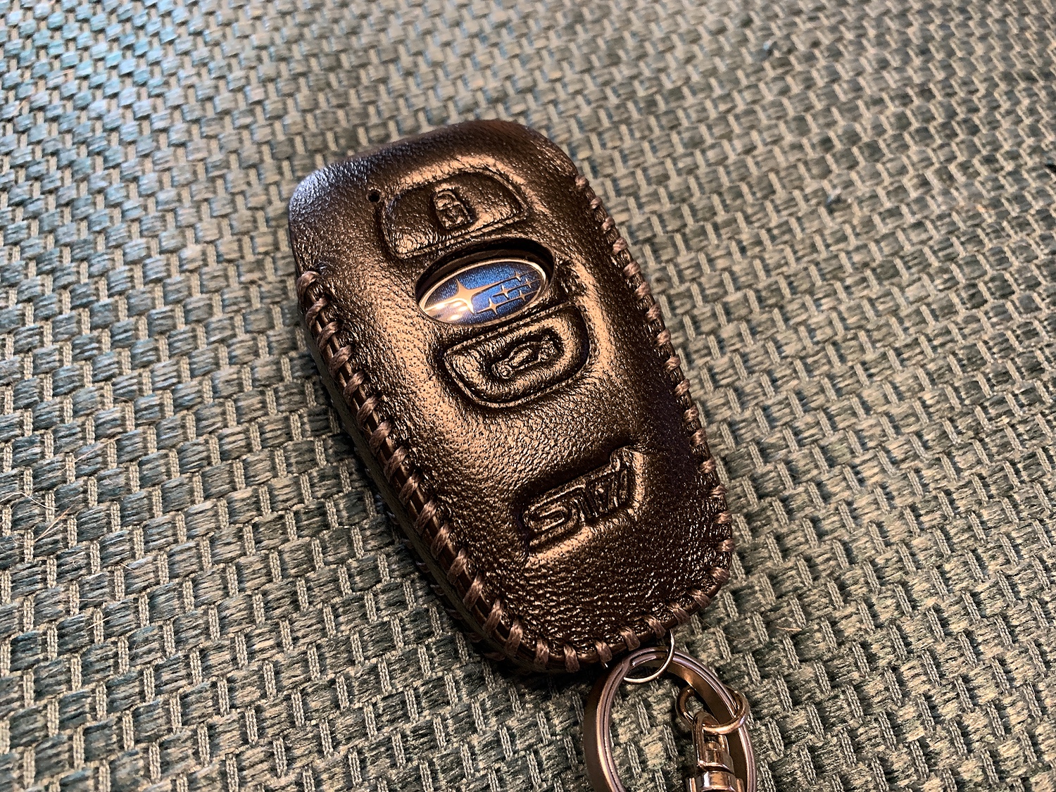 Amazon | SUBARU【スバル純正】STI 【アクセスキーカバー(ラム革