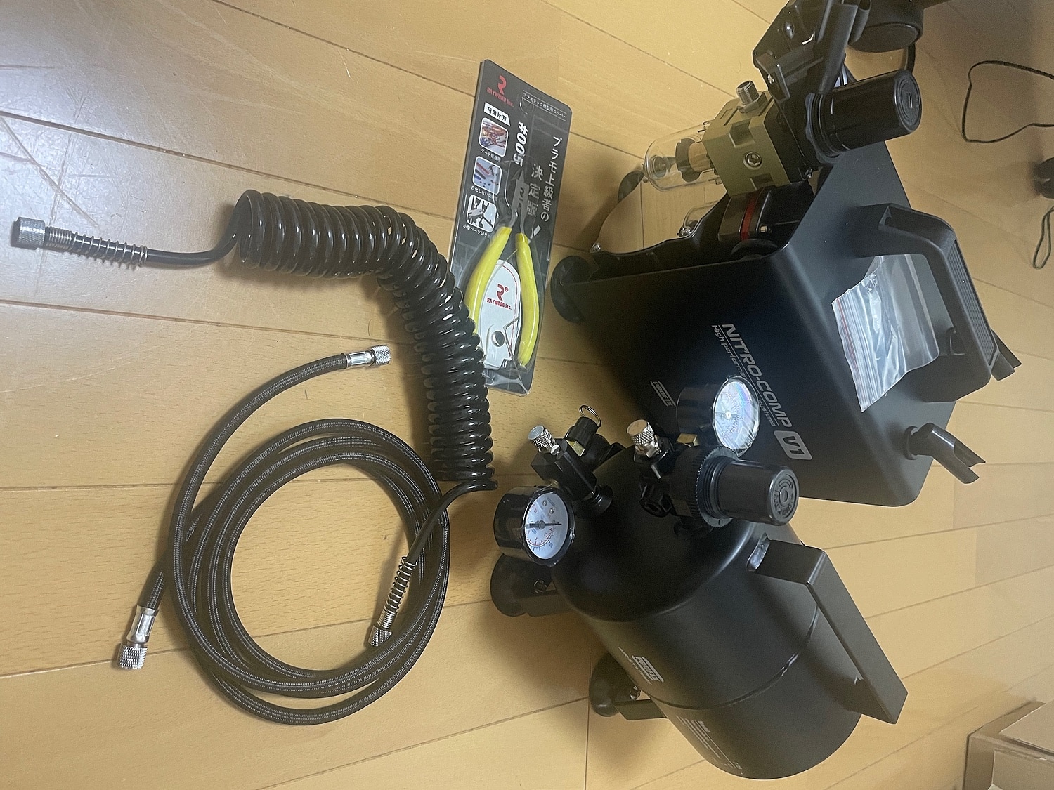 楽天市場】PROFIX AIR-SYSTEMS エアブラシ用エアータンク T-25 2.5L 