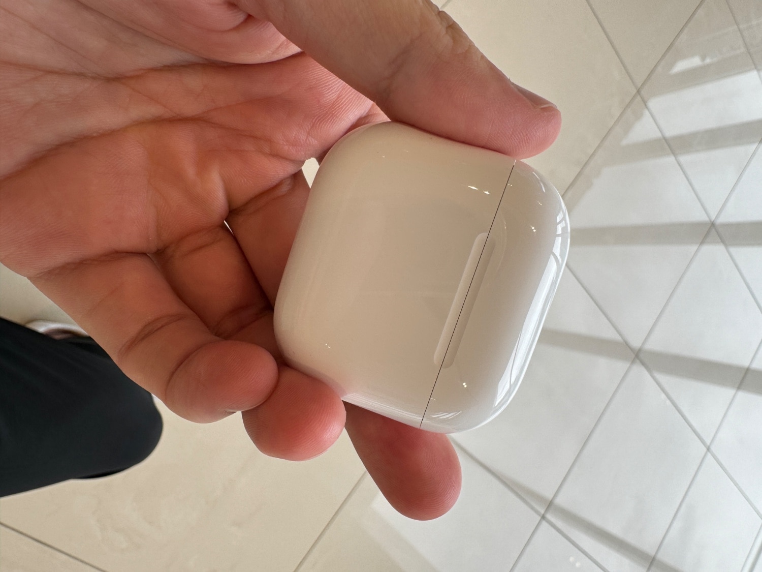 AirPods 4 アクティブノイズキャンセリング搭載 アクセサリー 新品 国内正規品 Apple認定店 ワイヤレスイヤ AirPods4 AirPods4レビュー AirPods4口コミ レビュー画像8